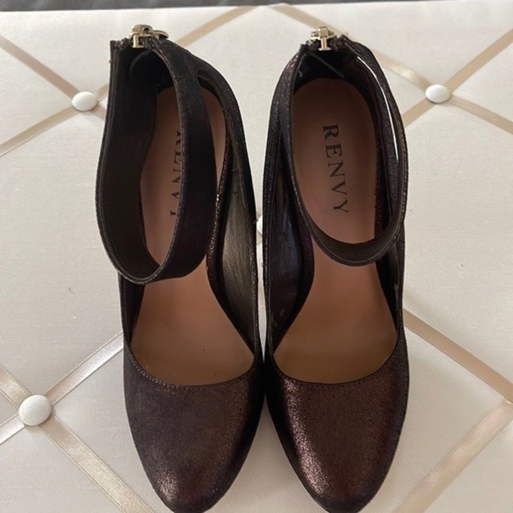 Renvy Ankle-Strap Heels Size 5.5 Bronze color 4.5-inch heel.